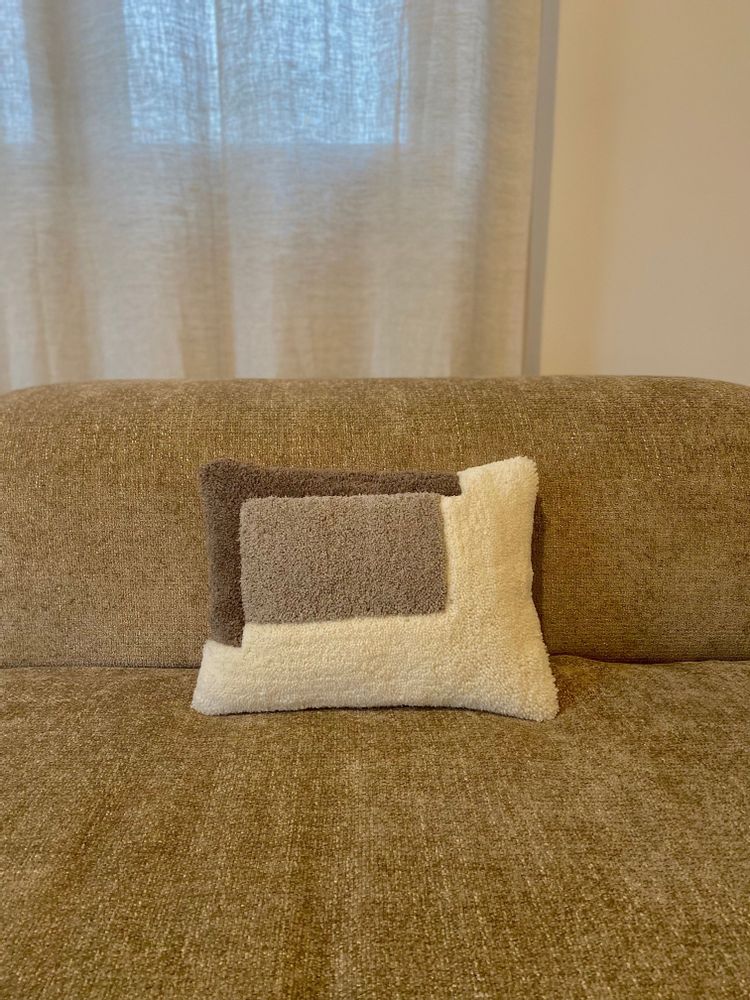 Fabric cushions - Wool cushion - ROMYREG