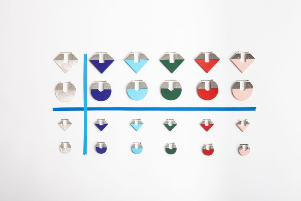 Jewelry - Mini Eclipse Earrings- Stone eclipse - BORD DE L'EAU
