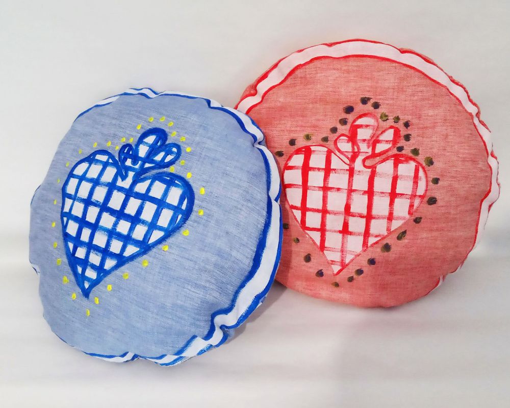 Fabric cushions - Round cushion\" CUORE FIAMMEGGIANTE\ " - BACIO DEL MARINAIO