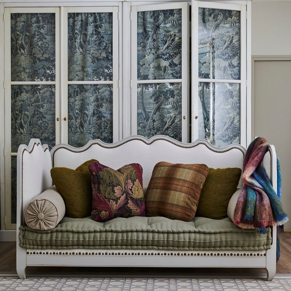 Hotel bedrooms - Sévigné daybed - ref. 144 B - MOISSONNIER