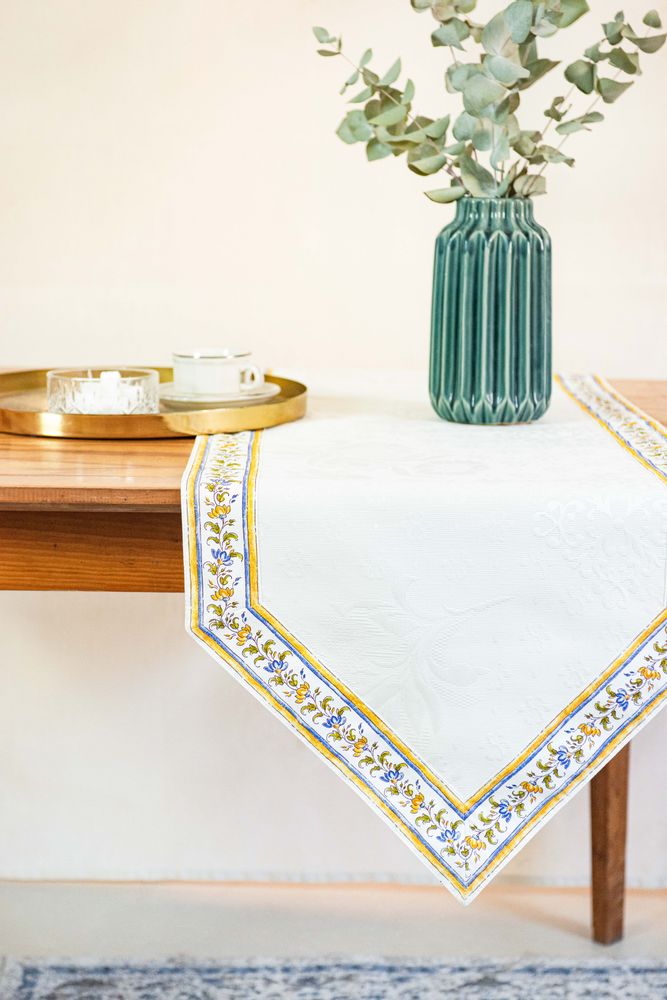 Table linen - Table runner - Jacquard Delft Moustiers - TISSUS TOSELLI