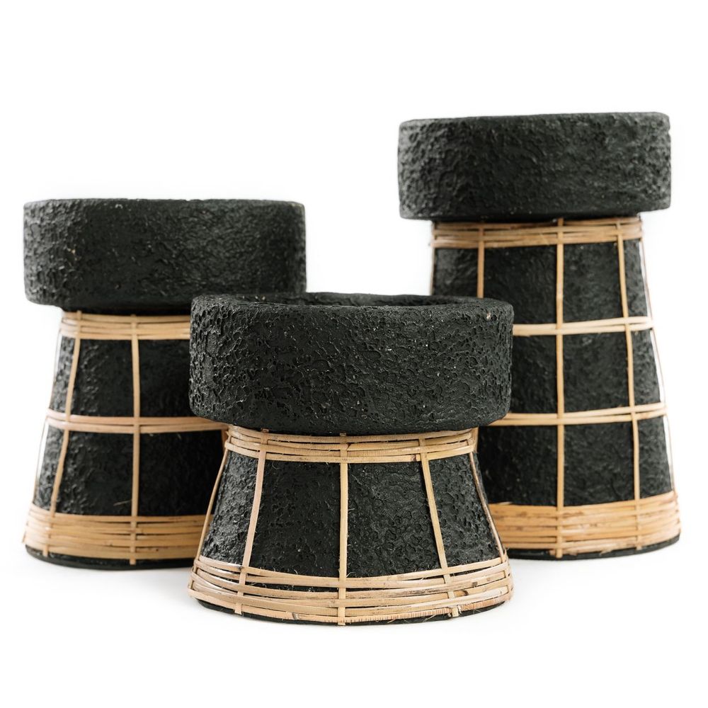 Bougeoirs et photophores - Bougeoir The Serene, noir naturel, taille S - BAZAR BIZAR LIVING