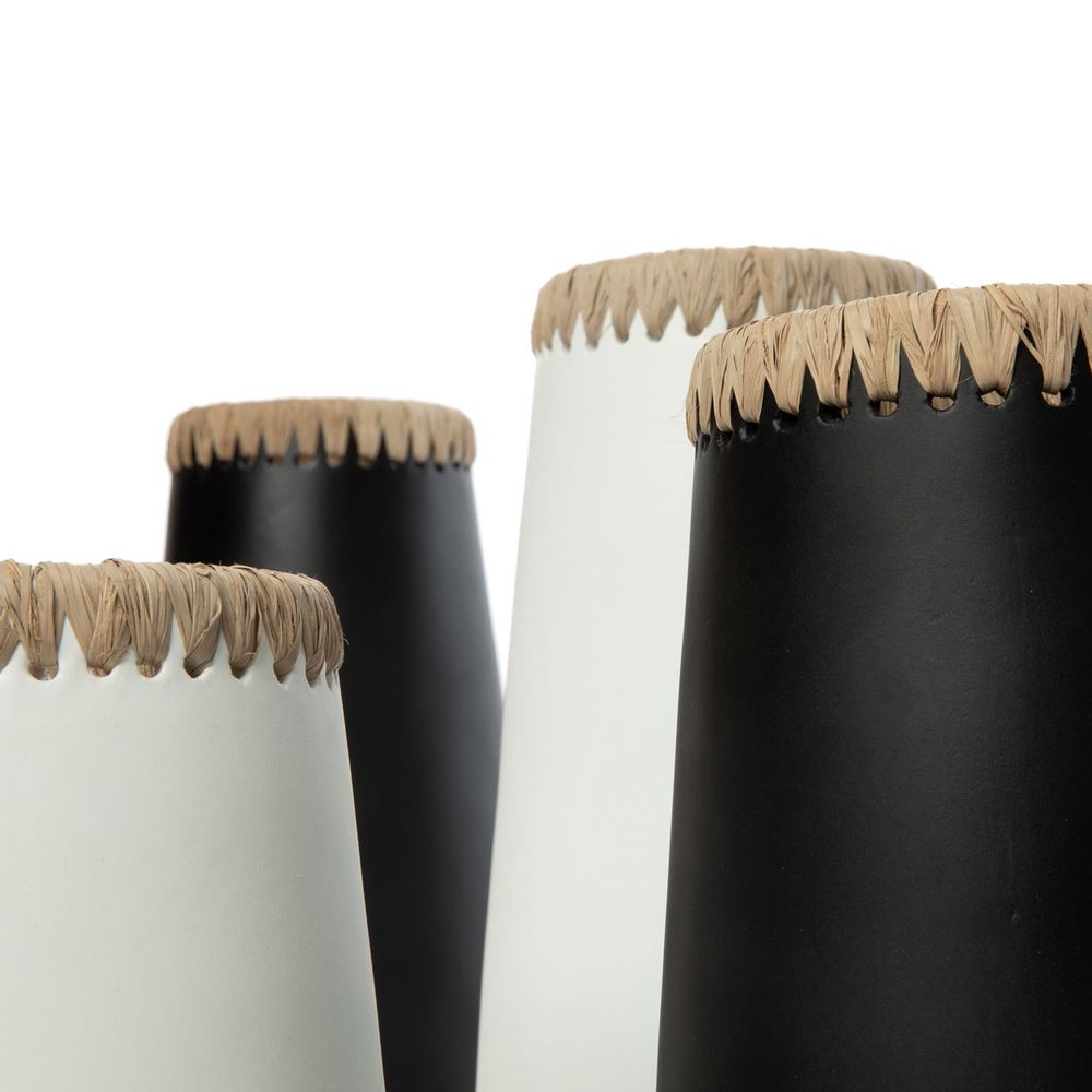 Vases - The Sneaky Vase - White Natural - S - BAZAR BIZAR LIVING