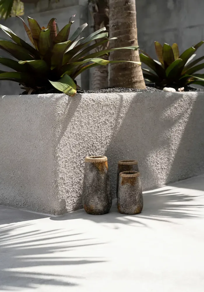 Vases - Le Vase Sneaky - Gris Antique - L - BAZAR BIZAR LIVING