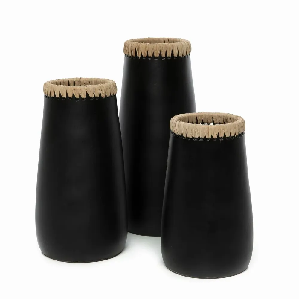 Vases - The Sneaky Vase - Black Natural - M - BAZAR BIZAR LIVING