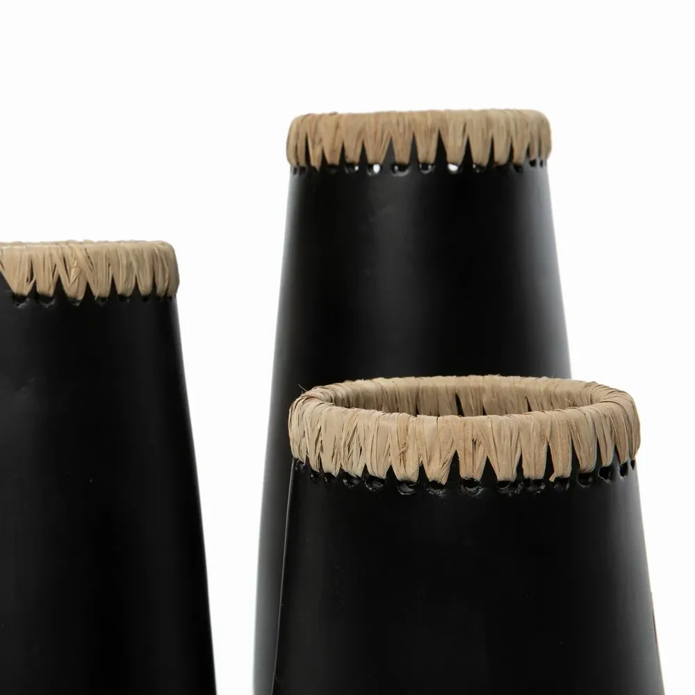 Vases - The Sneaky Vase - Black Natural - M - BAZAR BIZAR LIVING