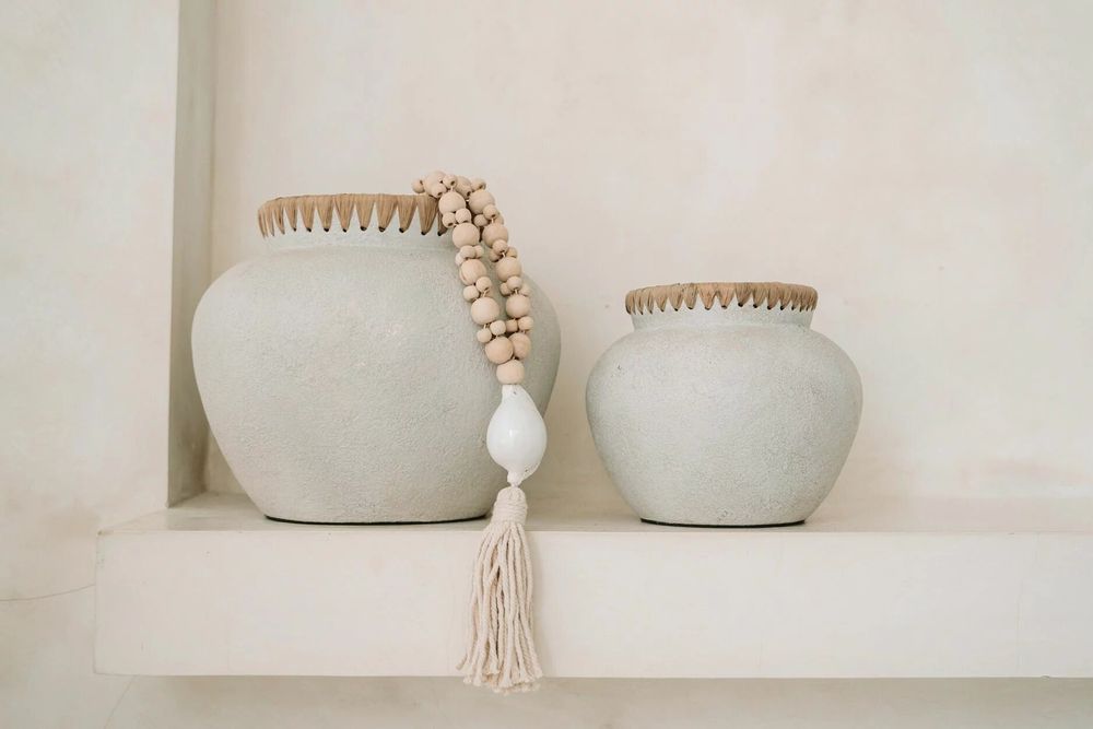 Vases - Le vase Styly - Béton naturel - S - BAZAR BIZAR LIVING