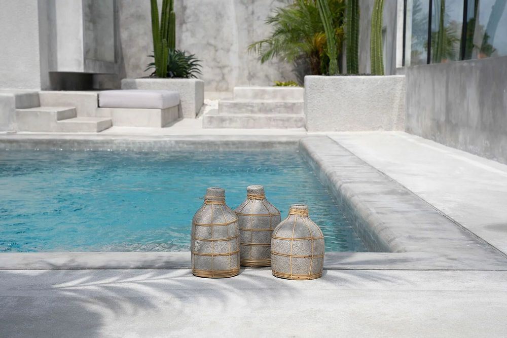 Vases - The Whoopy Vase - Concrete Natural - S - BAZAR BIZAR LIVING