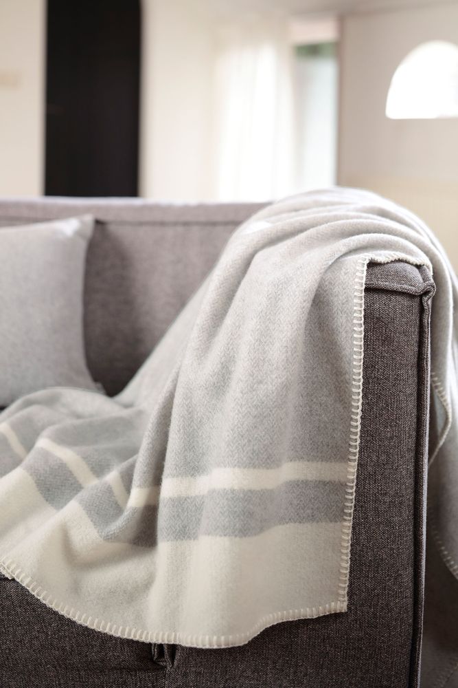 Plaids - Couverture en laine Stripe - BIEDERLACK