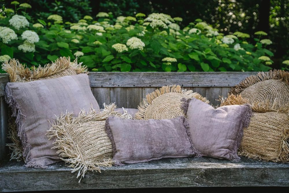 Coussins - La Housse De Coussin Oh My Gee - Velours Béton - 30x50 - BAZAR BIZAR LIVING