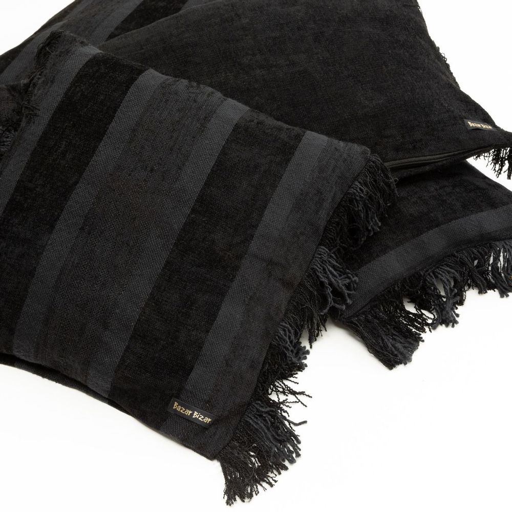 Coussins - La Housse de Coussin Oh My Gee - Velours Noir - 30x50 - BAZAR BIZAR LIVING