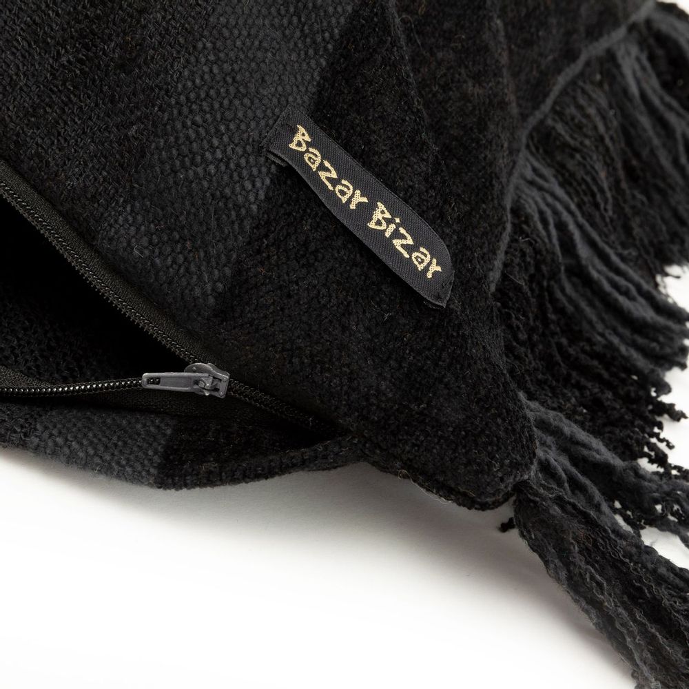 Coussins - La Housse de Coussin Oh My Gee - Velours Noir - 60x60 - BAZAR BIZAR LIVING