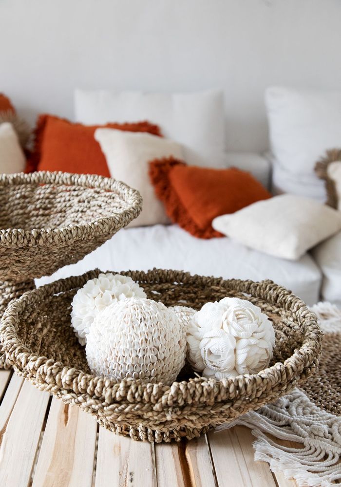 Decorative objects - The Flower Shell Ball - White - L - BAZAR BIZAR LIVING