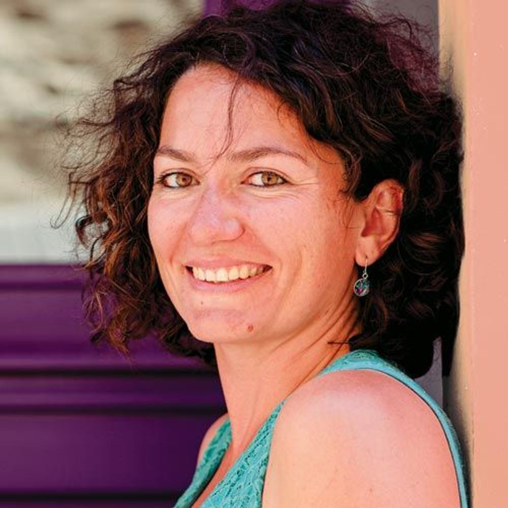 Jewelry - Dangling earrings surgical stainless steel Queen Size Flash Gold - Pistache - LES JOLIES D'EMILIE