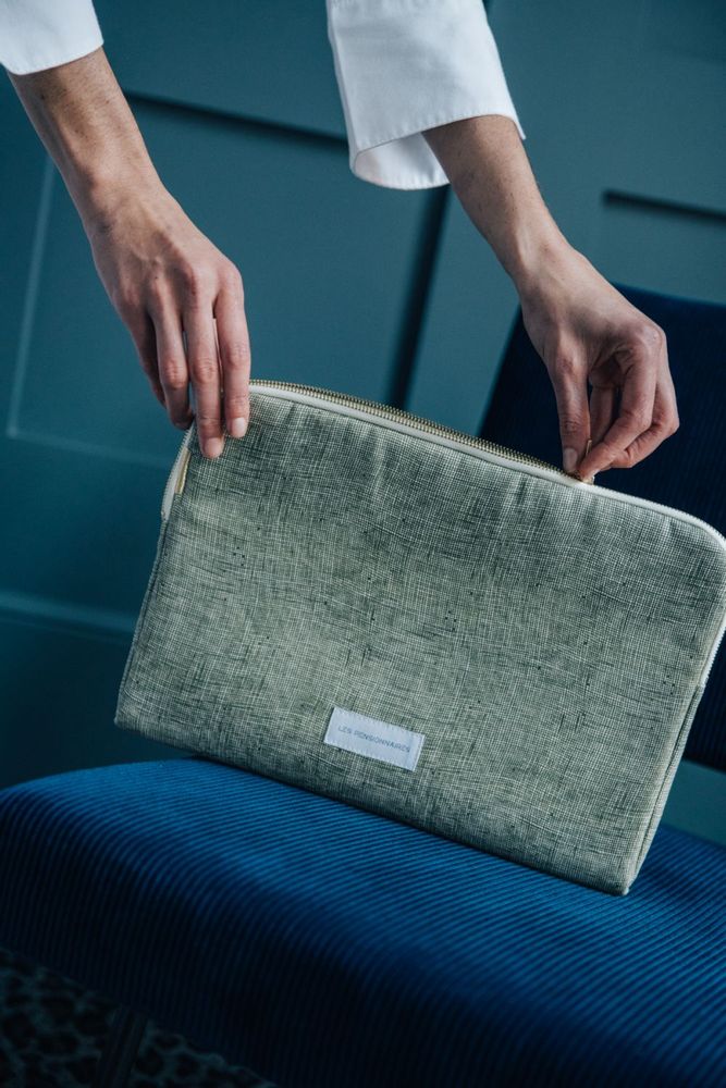 Autres fournitures bureau - Housse d'ordinateur 13" en coton bio quadrillé - LES PENSIONNAIRES