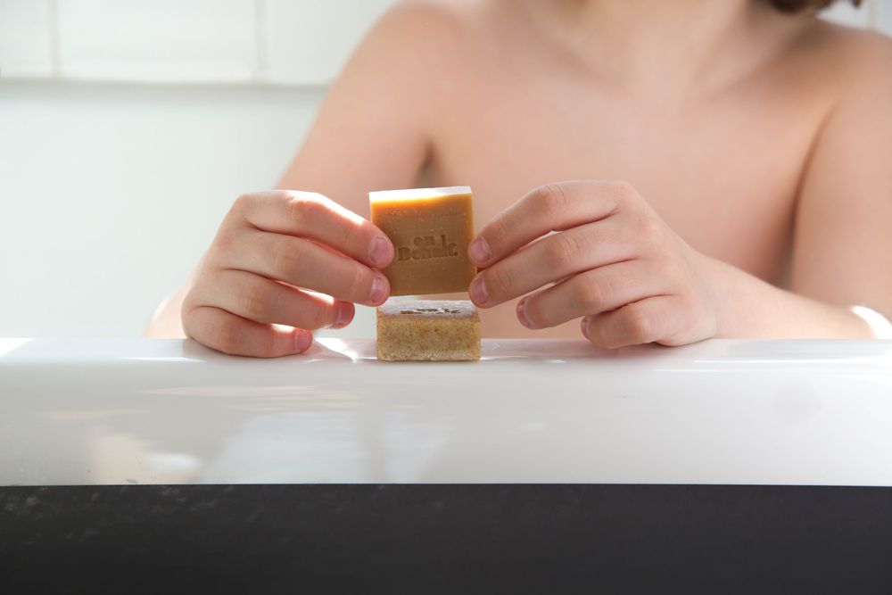 Cadeaux - SAVON SURGRAS MINI - CERTIFIÉ BIO - COUP D'ÉCLAT - ON BEHALF