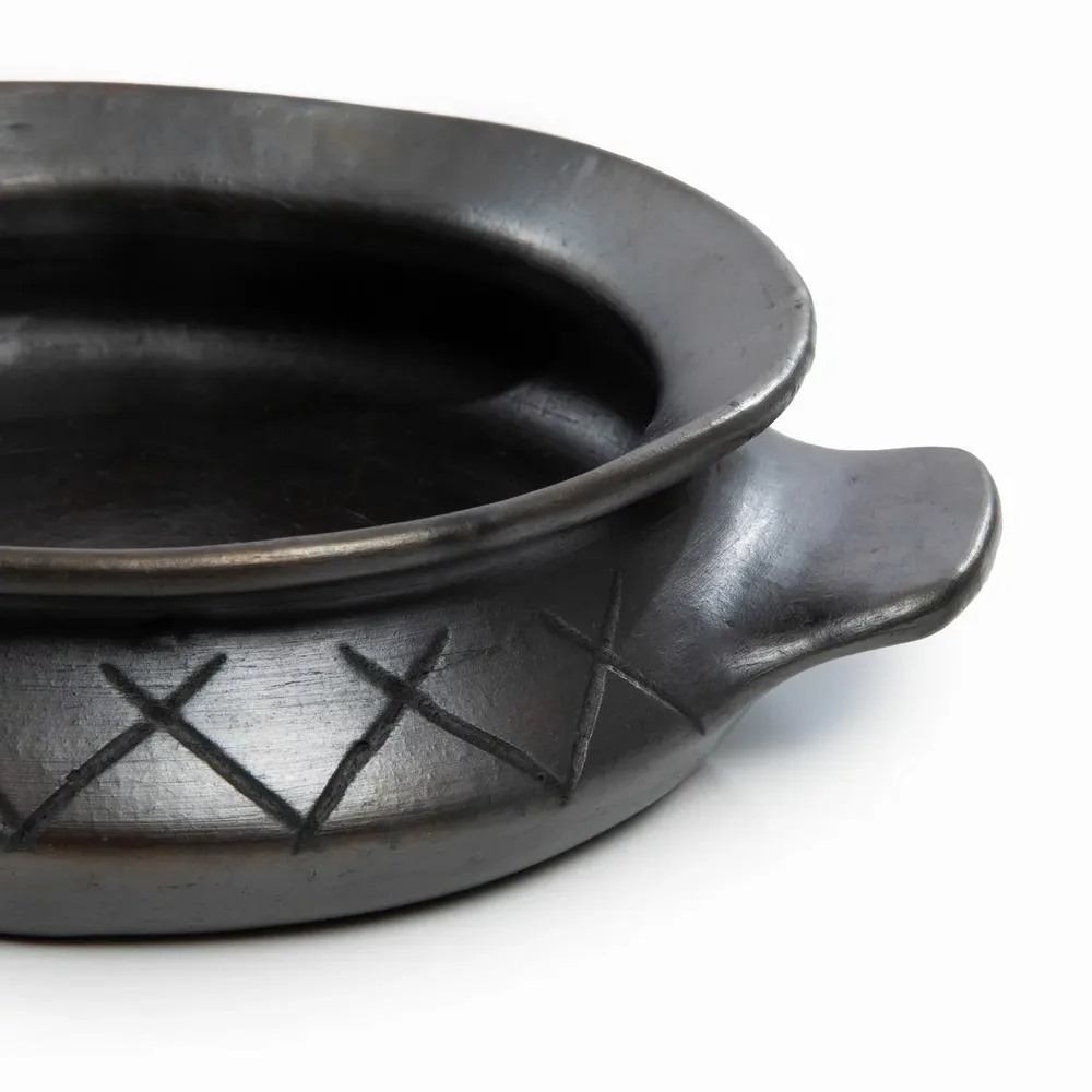 Platter and bowls - The Burned Oval Pot With Pattern and side handles - Black - BAZAR BIZAR LIVING