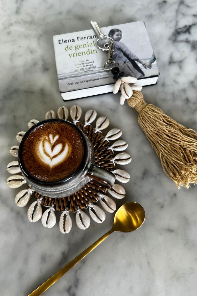 Decorative objects - The Cowrie Tassel Keychain - Mocca - BAZAR BIZAR LIVING
