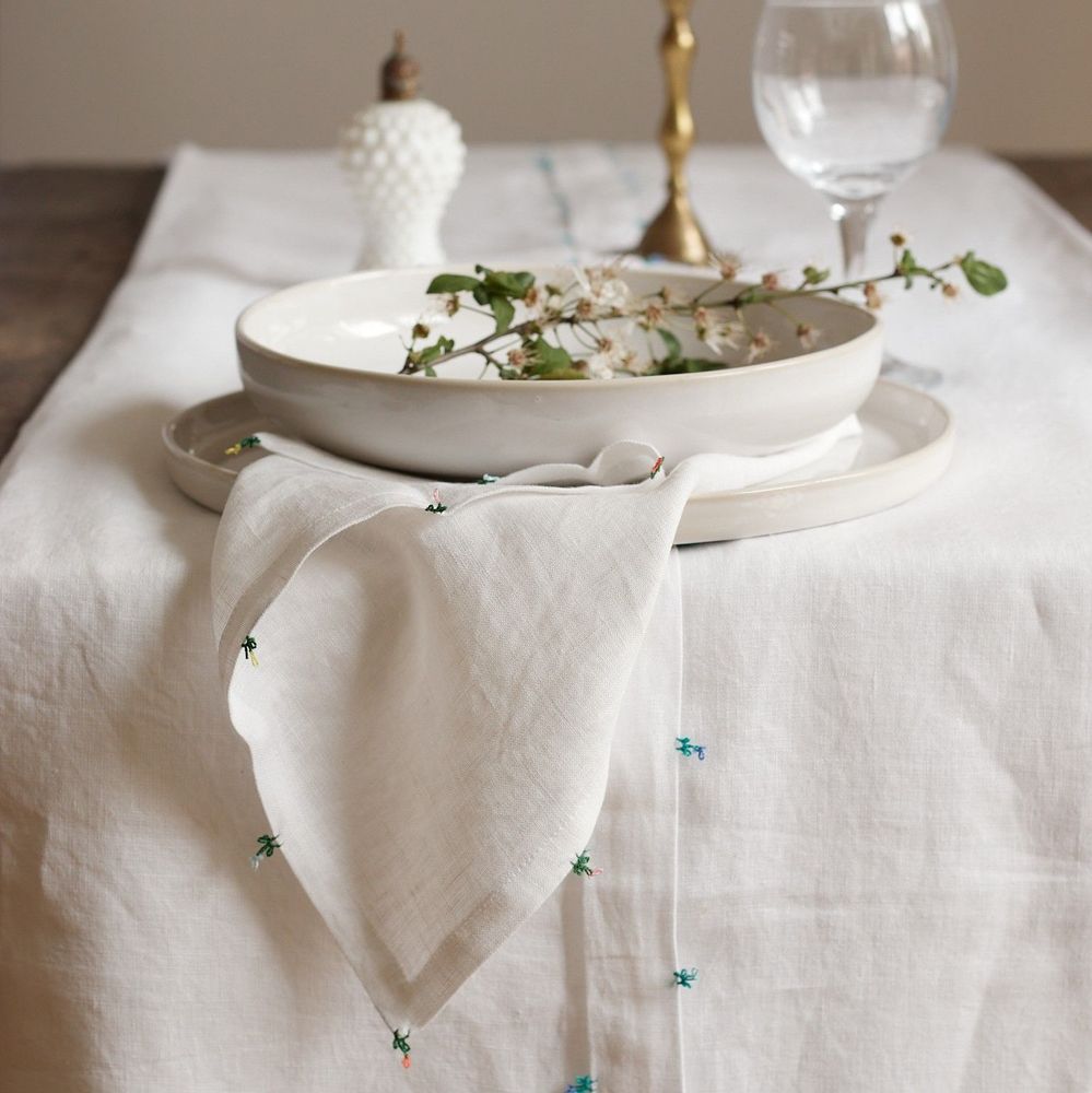 Linge de table textile - SERVIETTE DE TABLE LIN BRODE MAIN - NADIA DAFRI PARIS