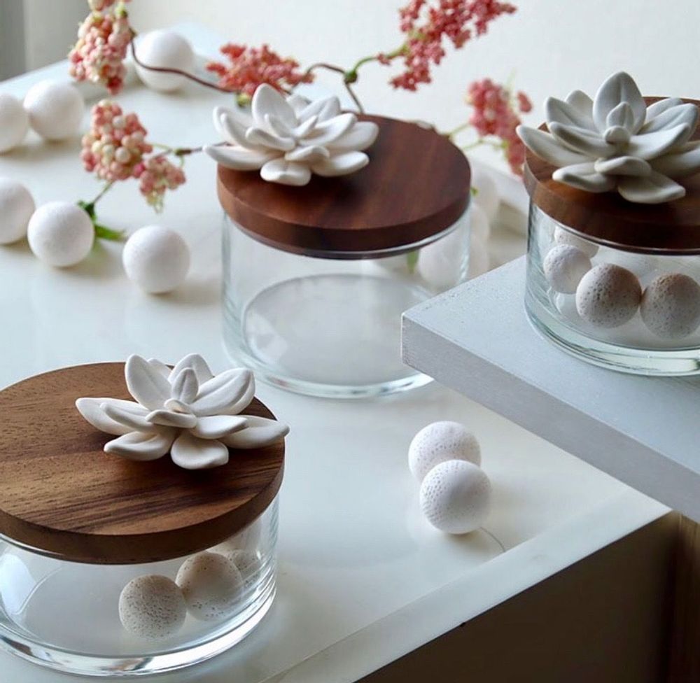 Caskets and boxes - Lotus boxes - ANOQ