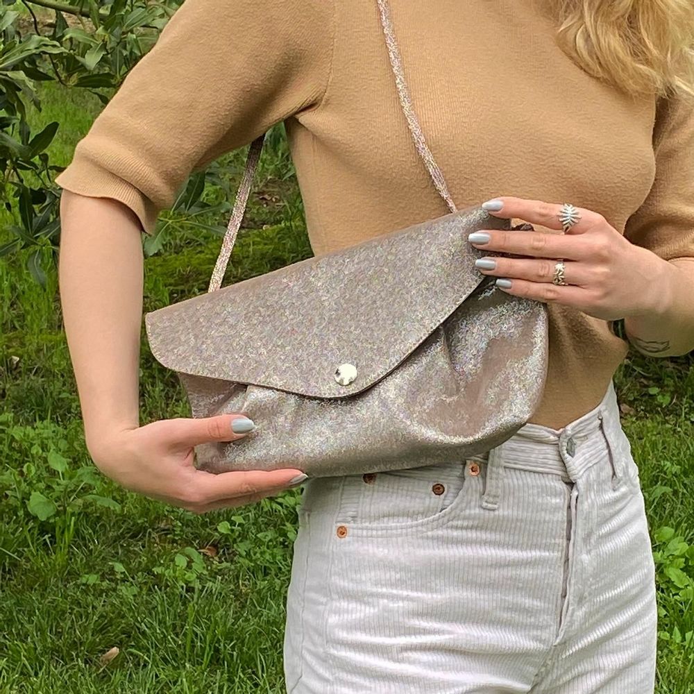 Clutches - Glitter Leather Clip Pouch - LA CARTABLIÈRE