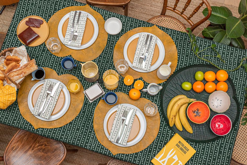Design objects - Set de table CAPEBA Ocre - Feuille Amazonienne 100% caoutchouc naturel - SABIÁ DESIGN