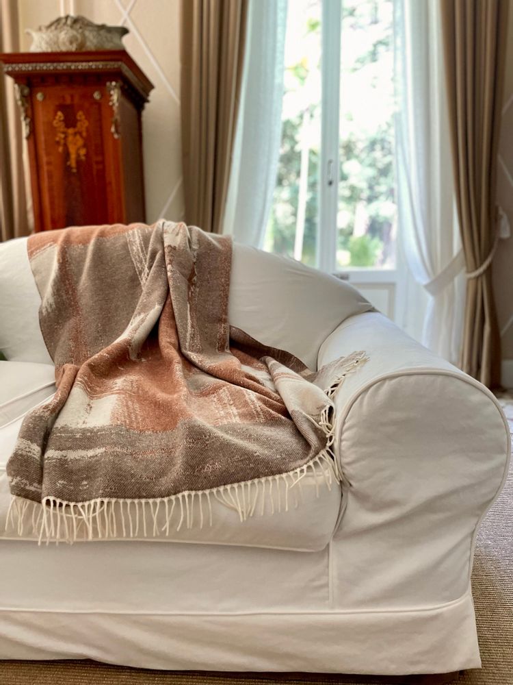Throw blankets - jacquard throw with "brushstrokes" pattern - VILLA COMO