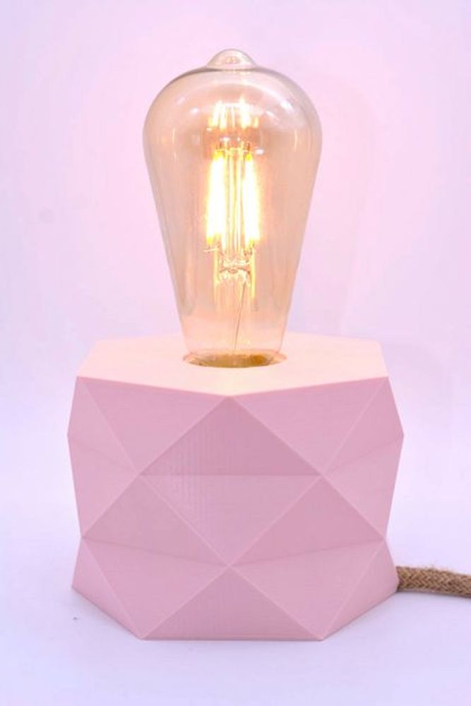 Objets de décoration - Lampe à poser éco-responsable aux facettes - Design unique BenJ3Dcréa - BEN-J-3DCRÉA