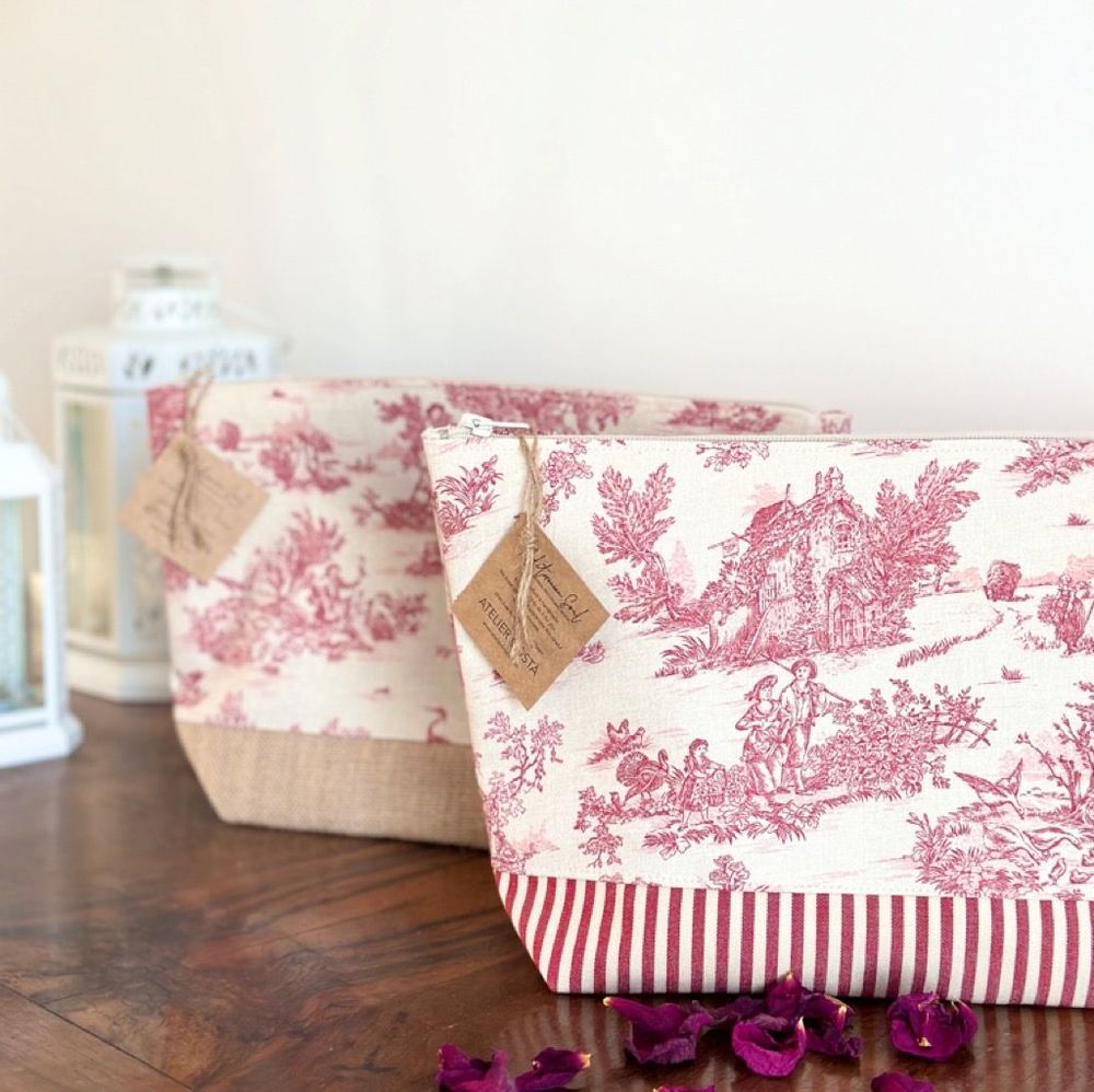 Other bath linens - Jouy canvas pouch: timeless elegance at your fingertips - ATELIER COSTÀ