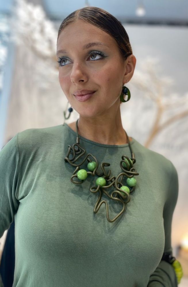 Gifts - Big green pearl cloud necklace with green beads - SAMUEL CORAUX