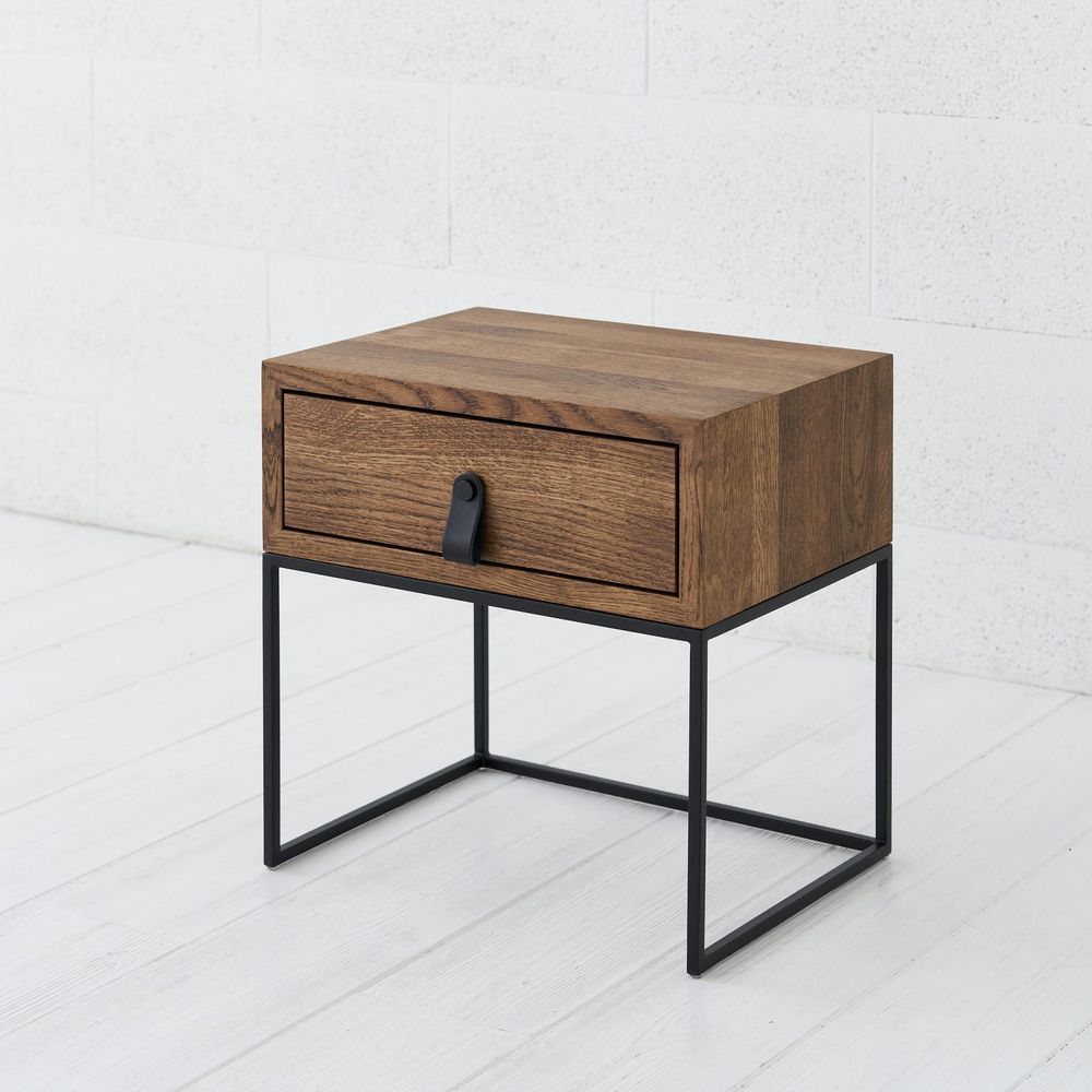 Hotel bedrooms - COMFORT | BEDSIDE TABLE | NIGHT TABLE - IDDO