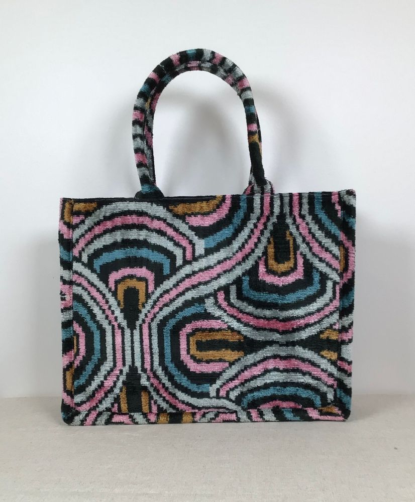 Bags and totes - VELVET TOTE BAG. - DEREGÖZÜ
