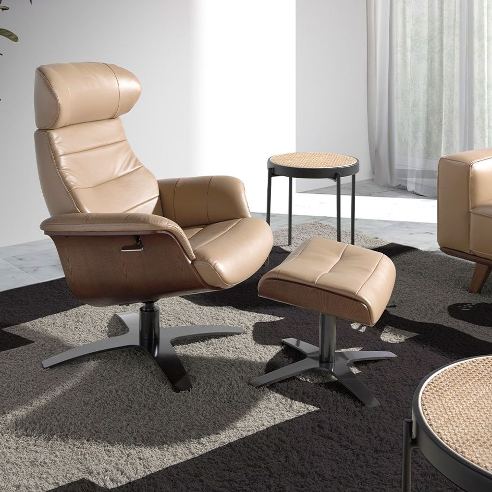 Fauteuils - Fauteuil pivotant tapissé de cuir sable - ANGEL CERDÁ