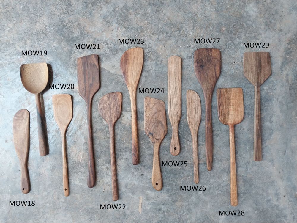 Kitchen utensils - Walnut wood utensils - ALCANTARA-FREDERIC