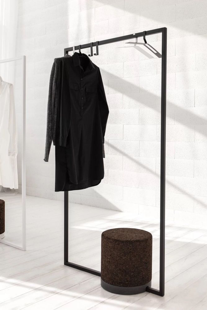 Chambres d'hôtels - FRAME |  PORTE-MANTEAU|STAND| GARDE-ROBE - IDDO