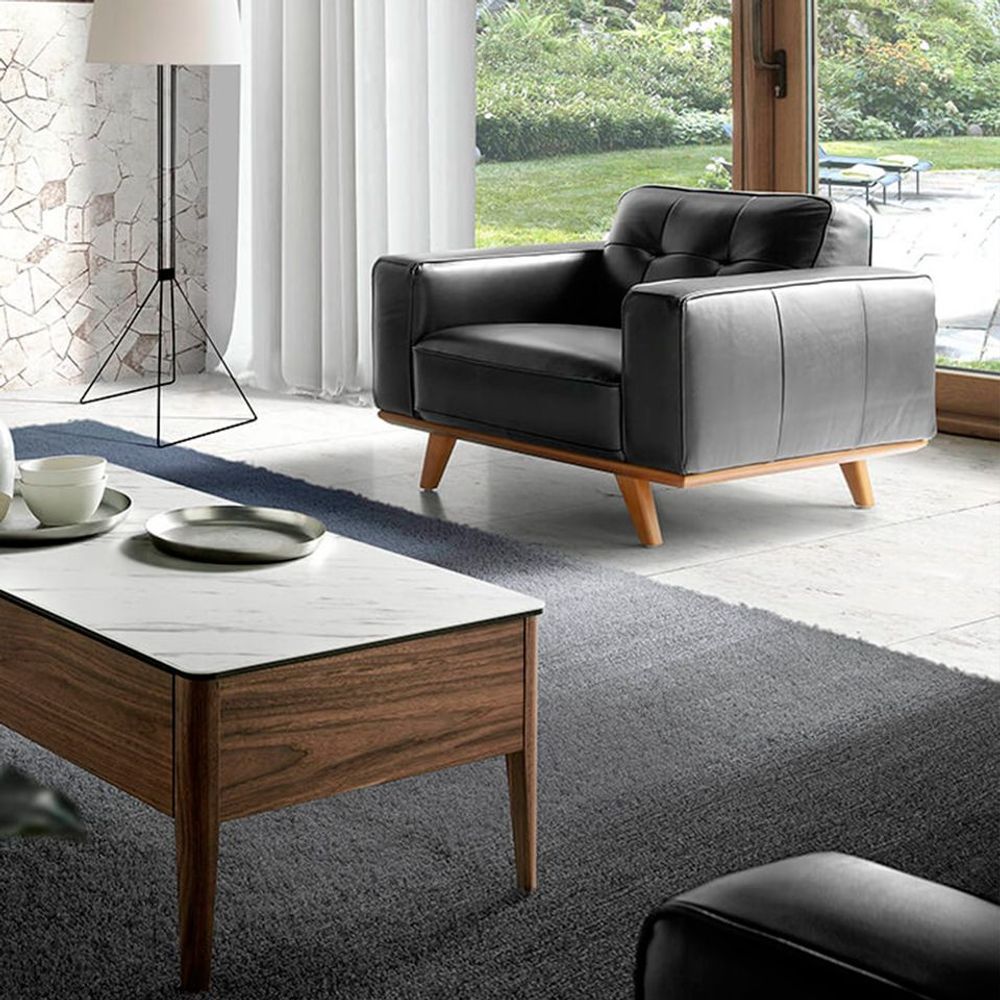 Armchairs - Upholstered armchair upholstered cowhide leather - ANGEL CERDÁ
