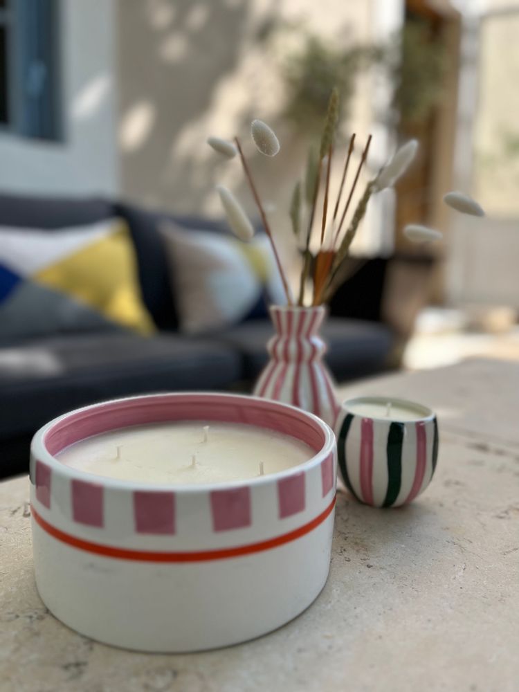Gifts - PINK AIX-EN-PROVENCE CANDLE - CONFIDENCES PROVENCE