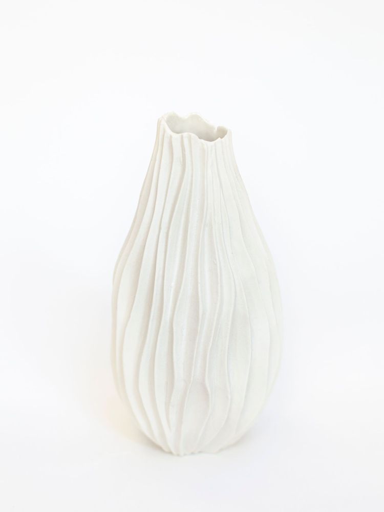 Vases - Korall Yra white vase biscuit porcelain H=17cm - YLVAYA DESIGN