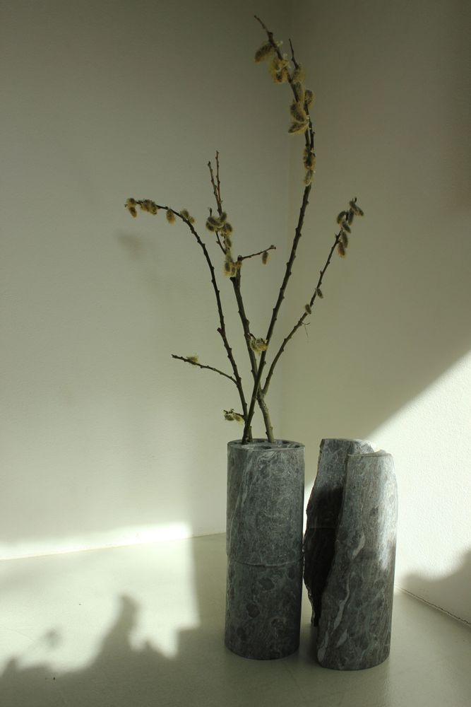 Unique pieces - ERRANTI | abbraccio |  vase - PIETRE TROVANTI