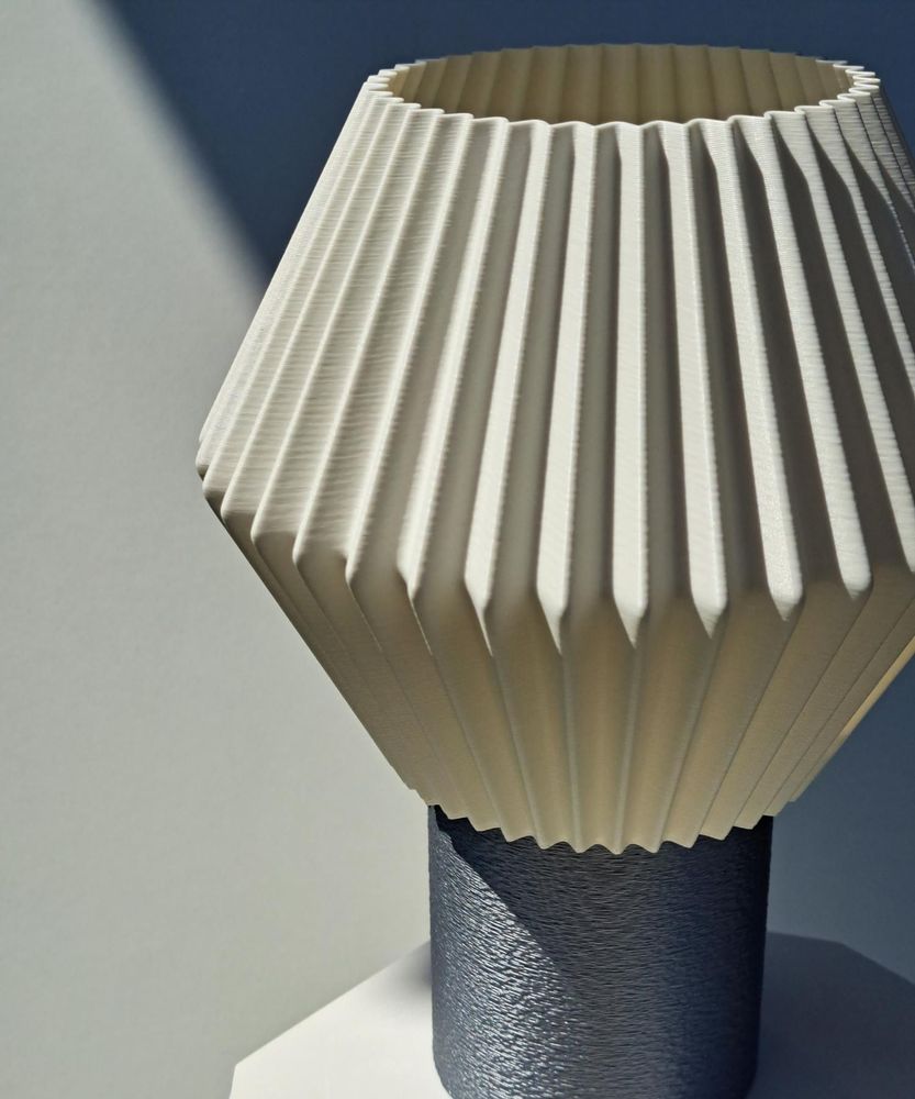 Aménagements pour bureau - Lampe "Geometric Glow" (éclat géométrique) - AURA 3D