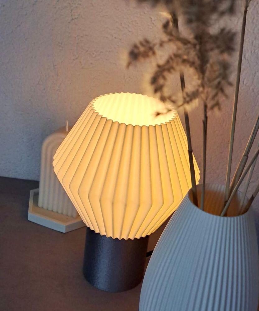 Aménagements pour bureau - Lampe "Geometric Glow" (éclat géométrique) - AURA 3D