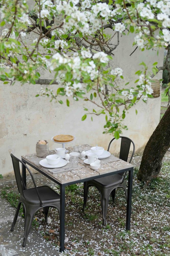Kitchens furniture - Custom made raw wood furniture - FIORIRA UN GIARDINO SRL