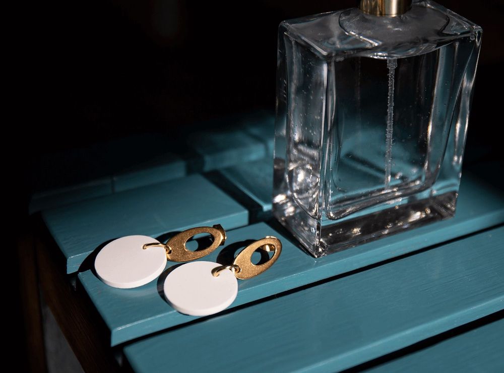 Beauty products - Olfactory\" Uaido\” Limoges ceramic earrings to be perfumed - O BY !OSMOTIK