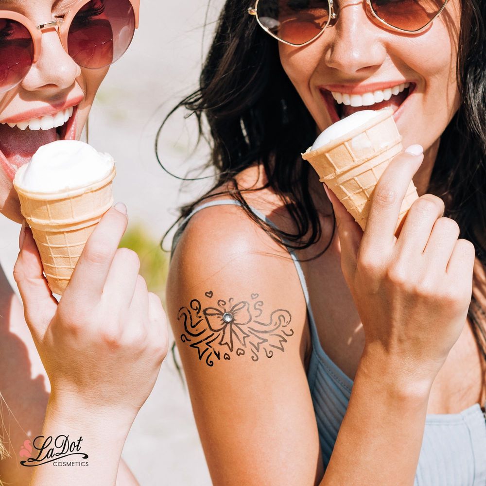 Cosmétiques - Présentoir de tatouages éphémères - LaDot Cosmetics - KONTIKI