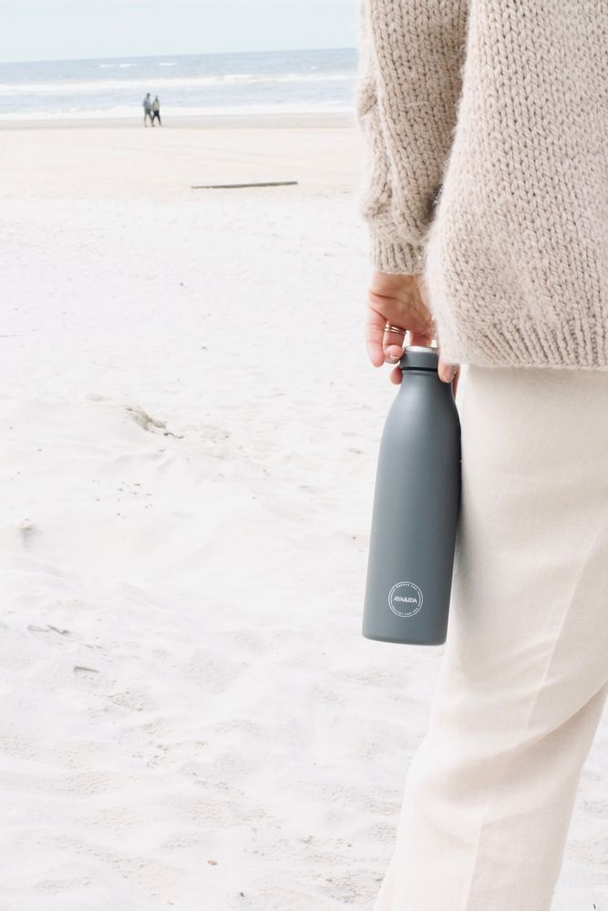Design objects - AYA&IDA drinking bottle - AYA & IDA