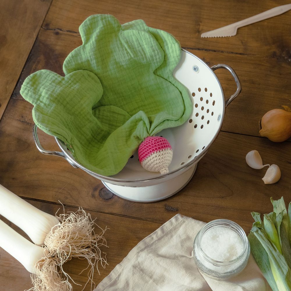 Jouets enfants - LE RADIS - DOUDOU EN COTON BIO - MYUM - THE VEGGY TOYS