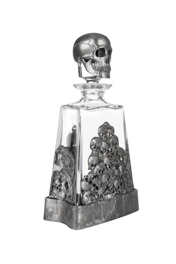 Couverts & ustensiles de cuisine - Carafe à whisky en étain avec tête de mort - A E WILLIAMS (EST 1779) LTD