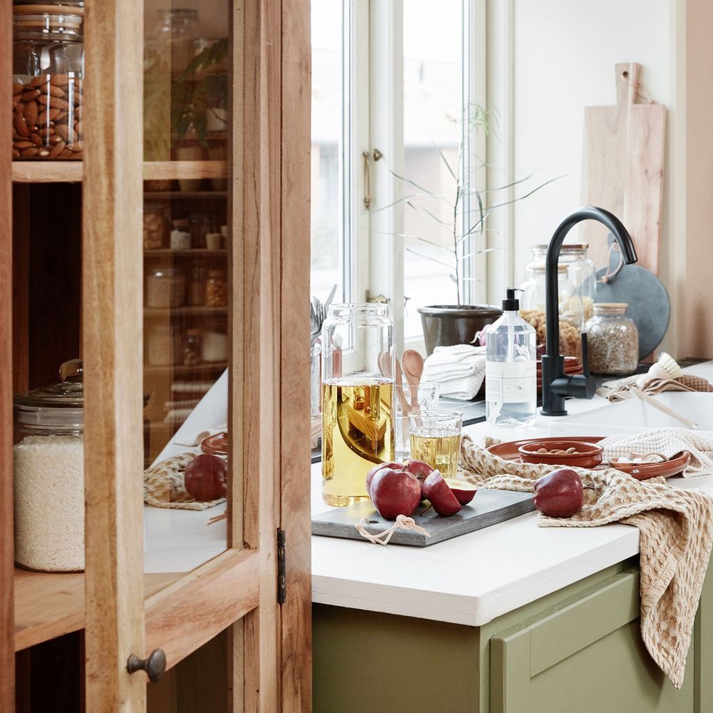 Etagères - Vitrine avec porte vitrée et 4 étagères UNIQUE Shaker - IB LAURSEN