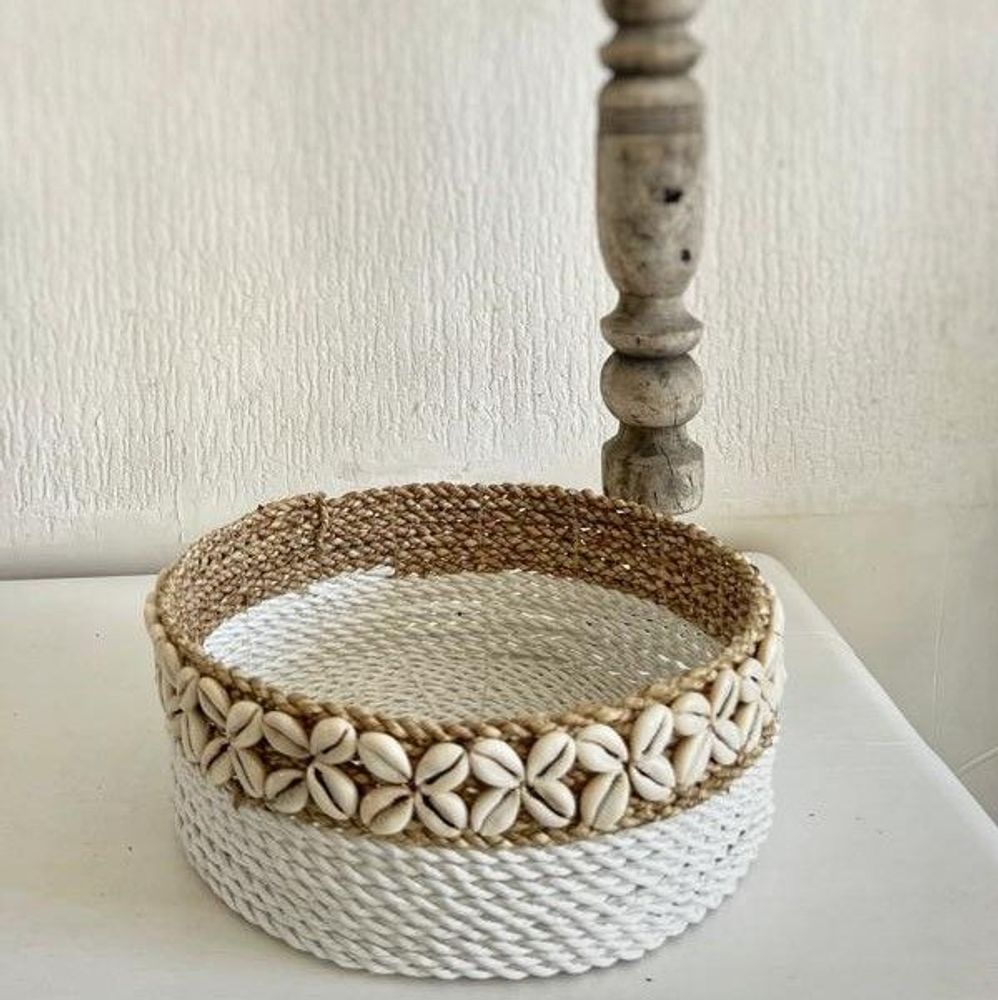 Coffrets et boîtes - Panier naturel blanc en coquillages cauris (Bali) - Set de 3 - BALINAISA