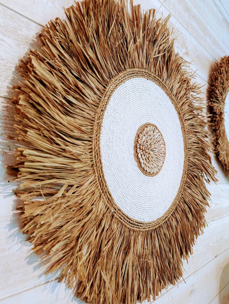 Other wall decoration - Wall decor raffia, white pearls and cowrie shells (Bali) - WDRBC1 - BALINAISA
